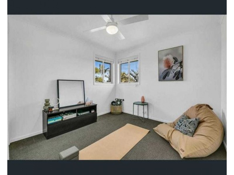 93 Cassowary Drive, Burleigh Waters QLD 4220