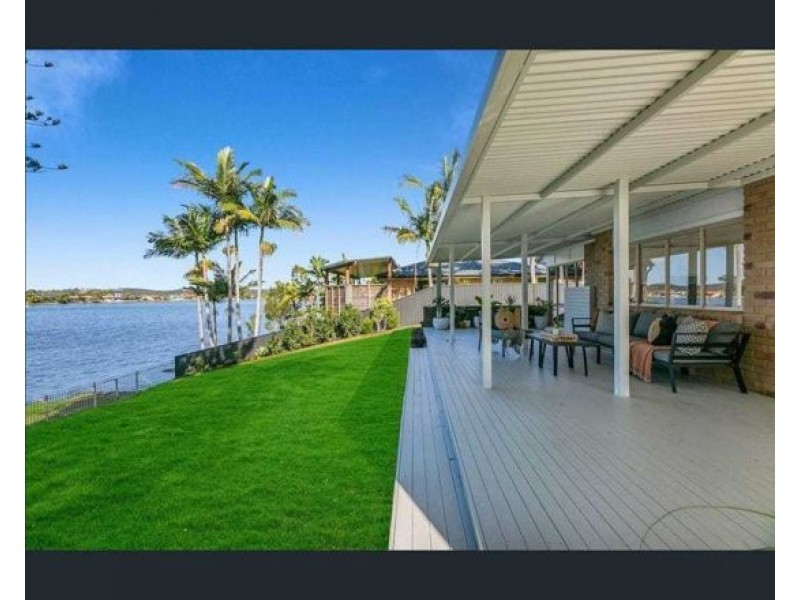 93 Cassowary Drive, Burleigh Waters QLD 4220
