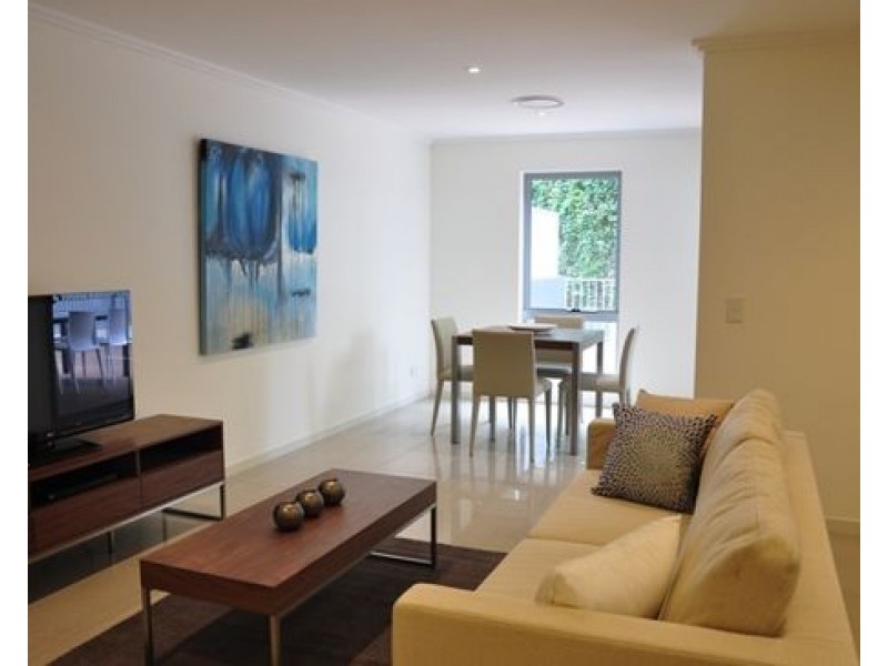 219/23 Robinson Place, Kelvin Grove QLD 4059