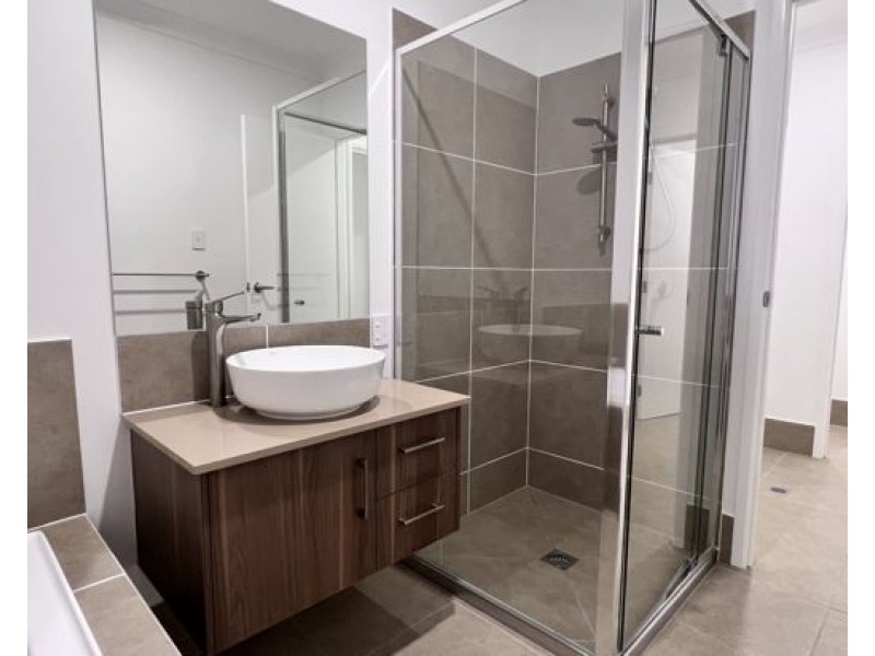 9A Claireview Street, Logan Reserve QLD 4133