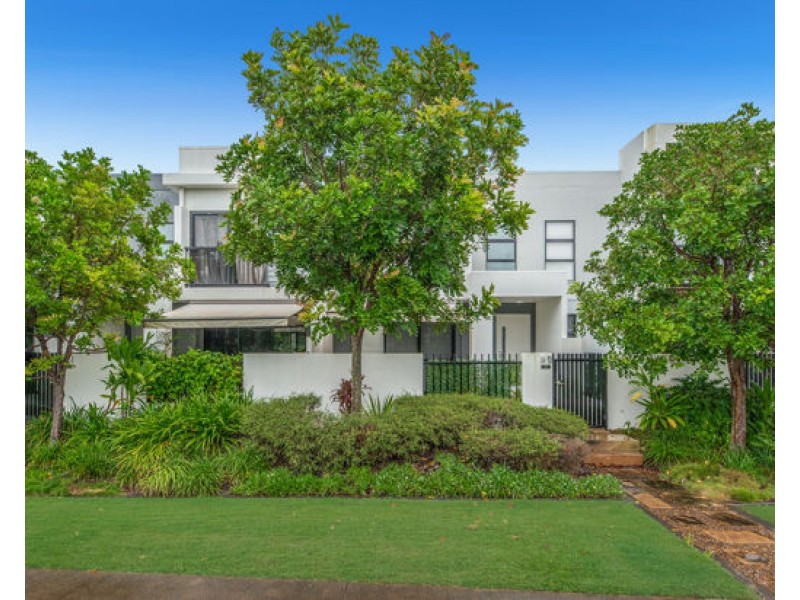 17 Park Lane, Hope Island QLD 4212