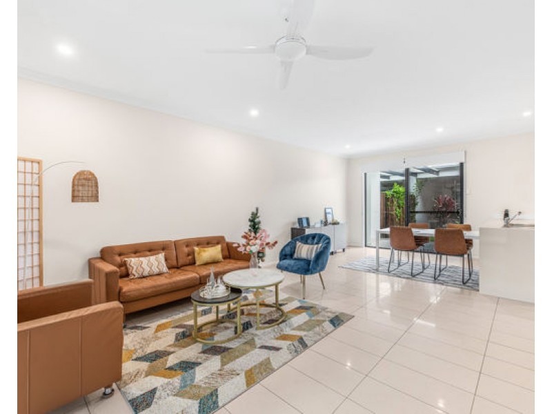 17 Park Lane, Hope Island QLD 4212