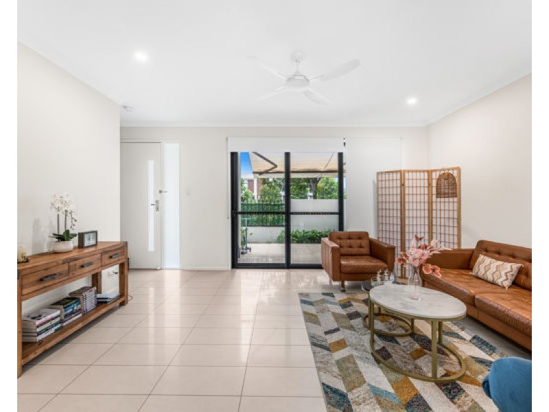 17 Park Lane, Hope Island QLD 4212