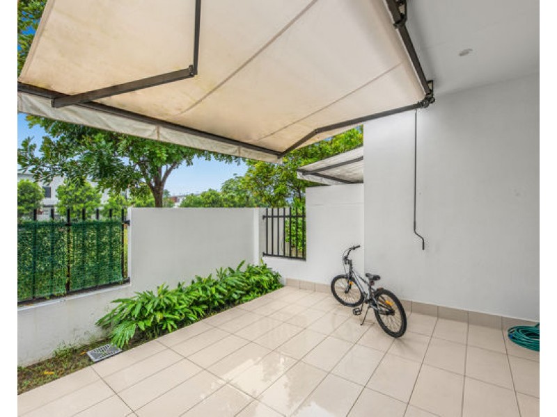 17 Park Lane, Hope Island QLD 4212