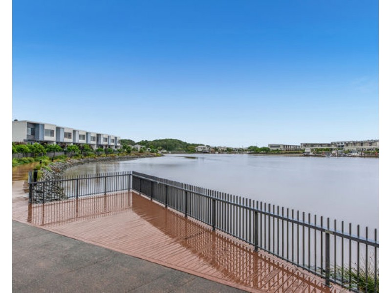 17 Park Lane, Hope Island QLD 4212