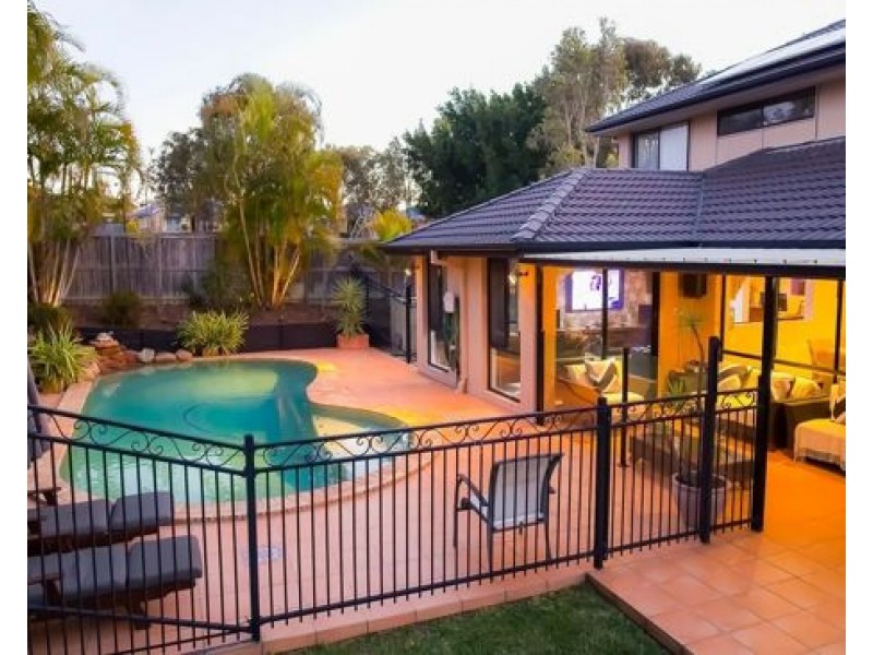 2 Wyperfield Court, North Lakes QLD 4509