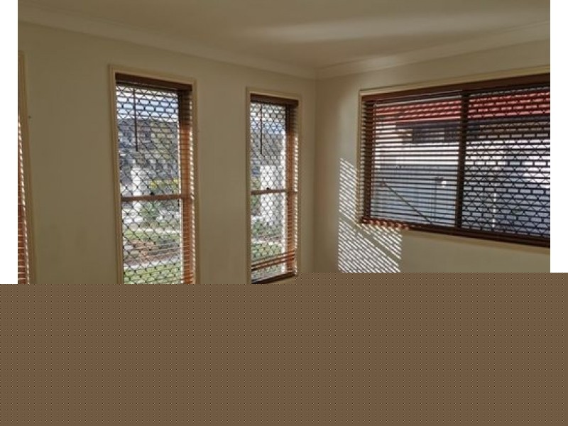 29 The Parkway, Stretton QLD 4116