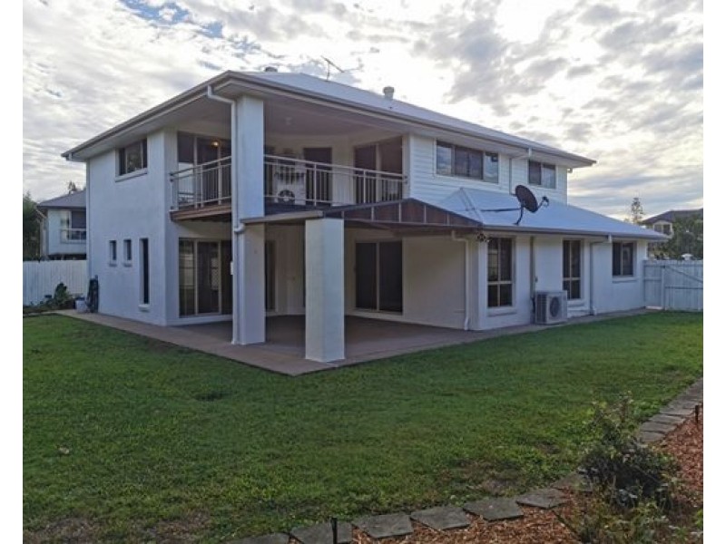 29 The Parkway, Stretton QLD 4116