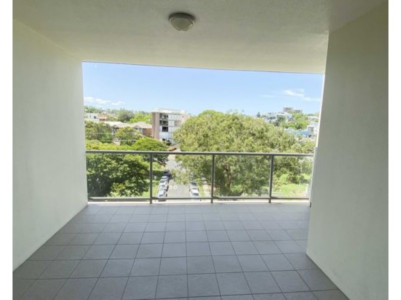 26/10-12 Belgrave Road, Indooroopilly QLD 4068