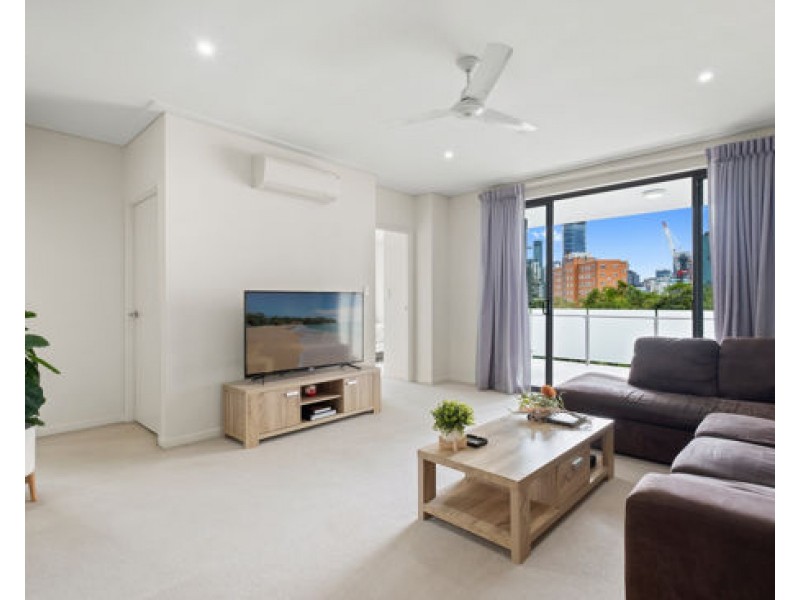 301/85 O’Connell Street, Kangaroo Point QLD 4169