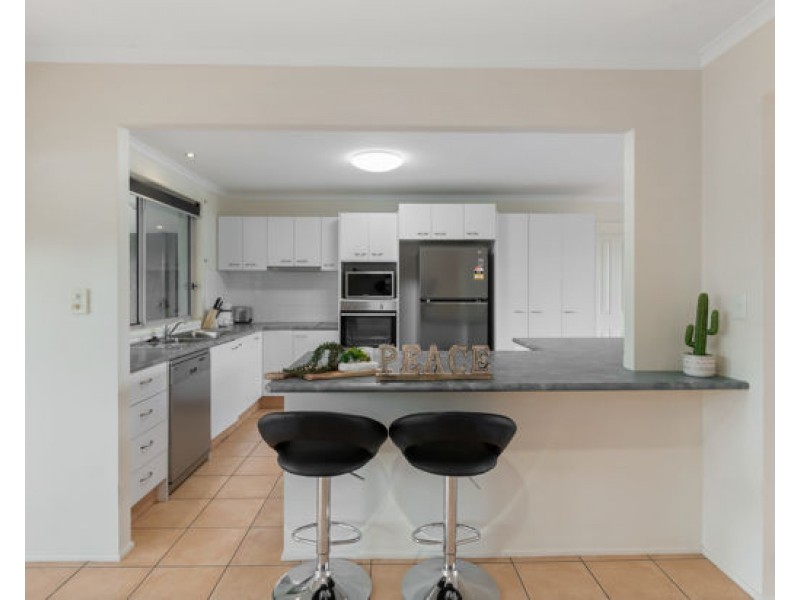 20 Huon Street, Broadbeach Waters QLD 4218