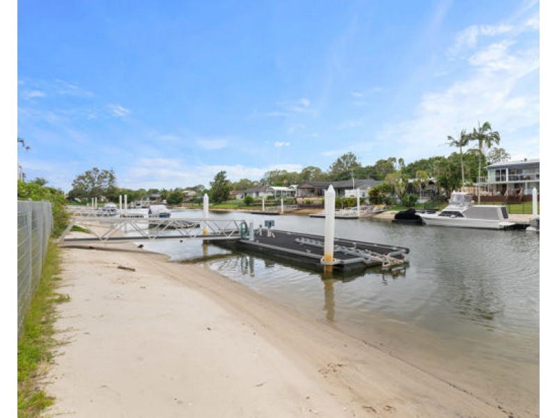 20 Huon Street, Broadbeach Waters QLD 4218