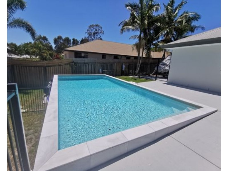 4 ICEFIRE LANE, Coomera Waters QLD 4209