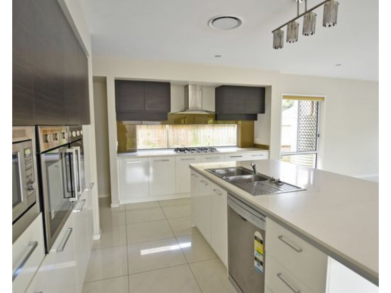 North Lakes QLD 4509