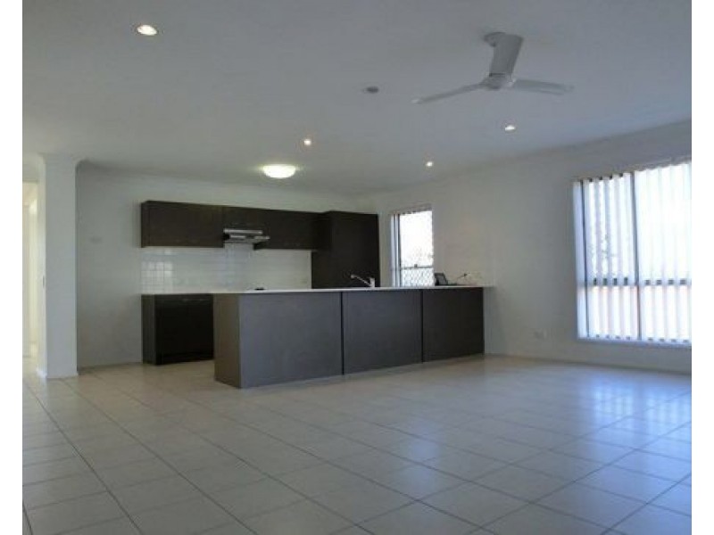 ID, 21169812 19 Cedarwood Street, Berrinba QLD 4117