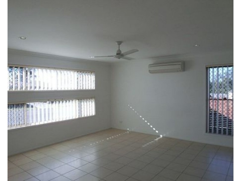 ID, 21169812 19 Cedarwood Street, Berrinba QLD 4117