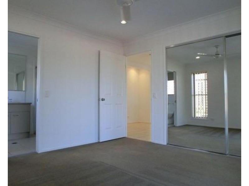 ID, 21169812 19 Cedarwood Street, Berrinba QLD 4117