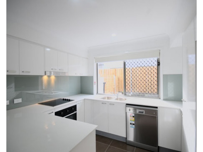 47 31 James Edward Street, Richlands QLD 4077