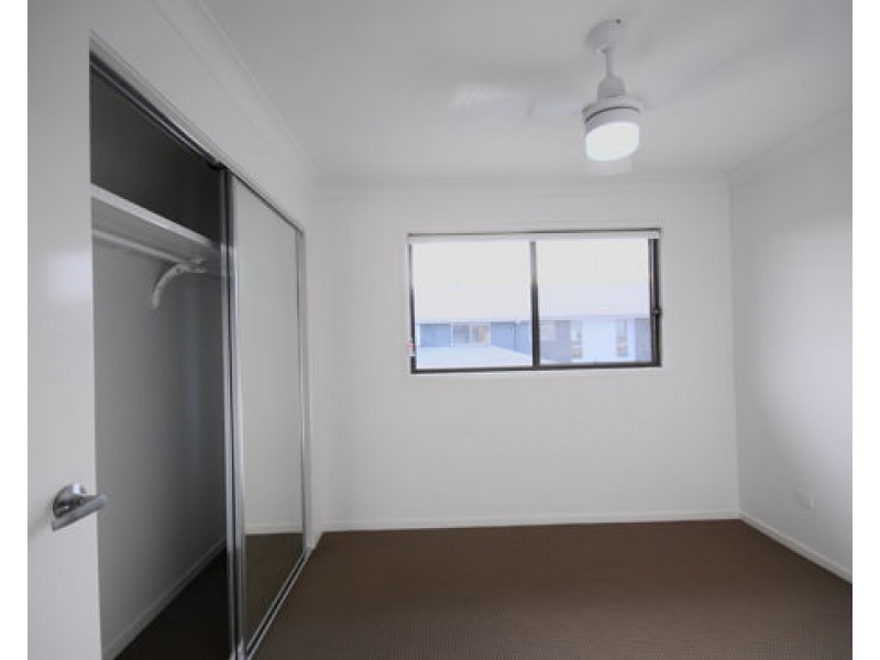 47 31 James Edward Street, Richlands QLD 4077