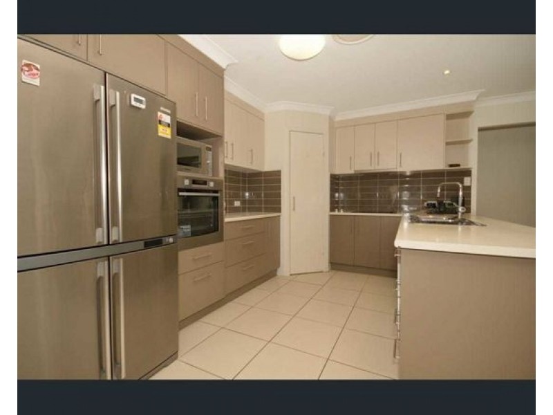 ID, 21173012 1 Yering Place, Wynnum West QLD 4178