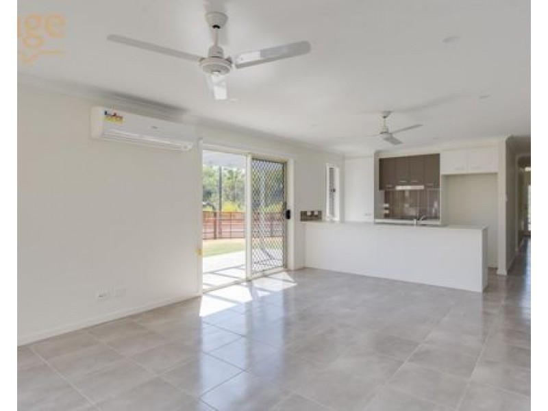 86 FLORA TERRACE, Pimpama QLD 4209