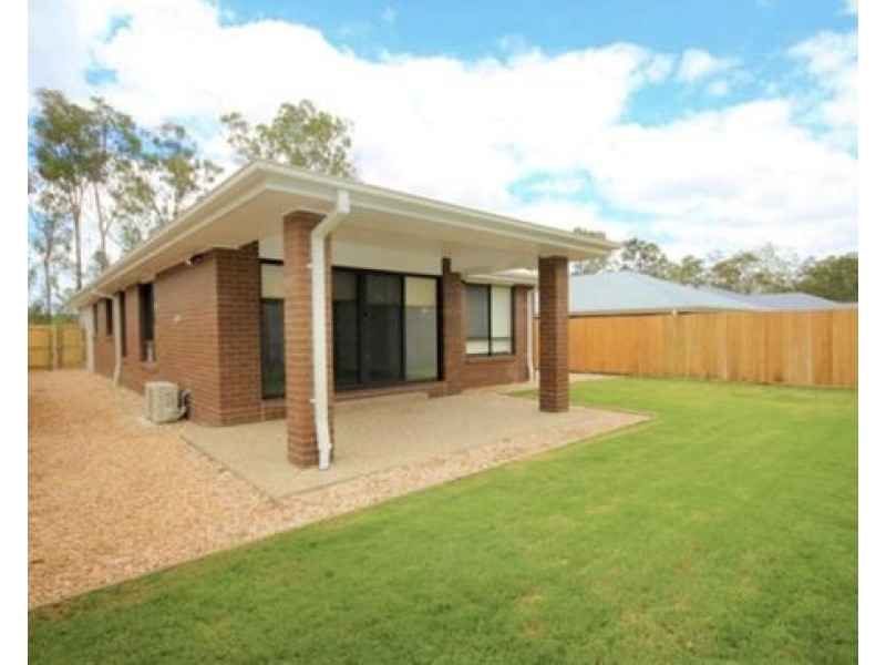 6 Como Way, Redbank QLD 4301