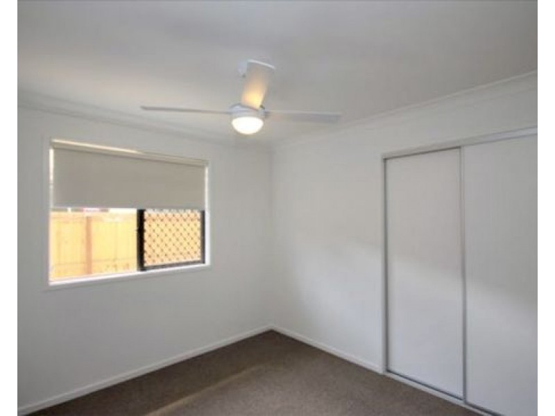 6 Como Way, Redbank QLD 4301