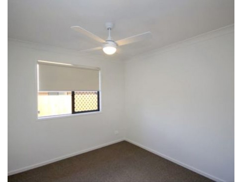 6 Como Way, Redbank QLD 4301