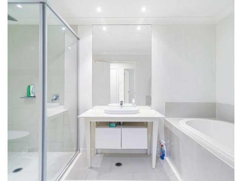 110 North Hill Drive Robina, Robina QLD 4226