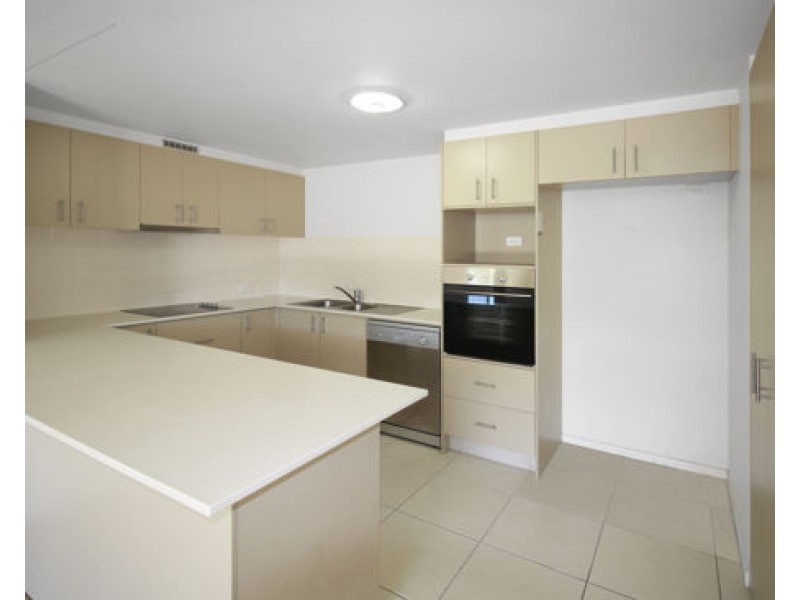 62/2 Acacia Court, Robina QLD 4226