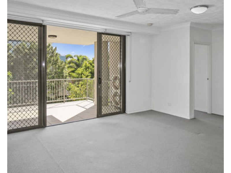 62/2 Acacia Court, Robina QLD 4226