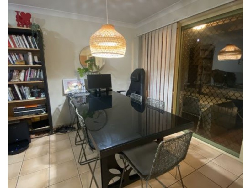 62 COORA ST, Wishart QLD 4122