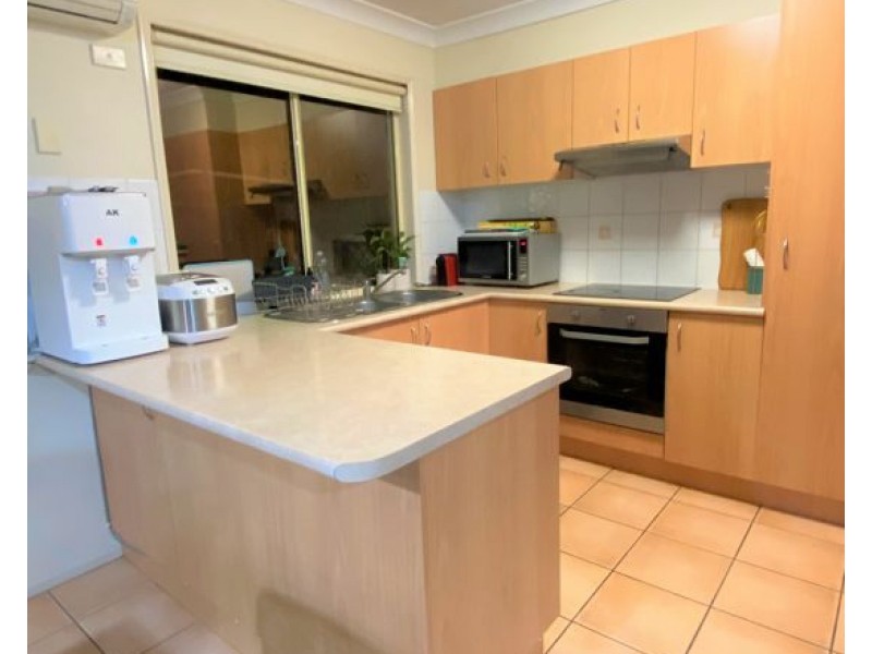 62 COORA ST, Wishart QLD 4122