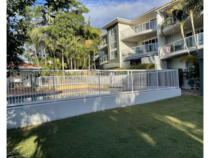 6/16 Sykes Court, Southport QLD 4215