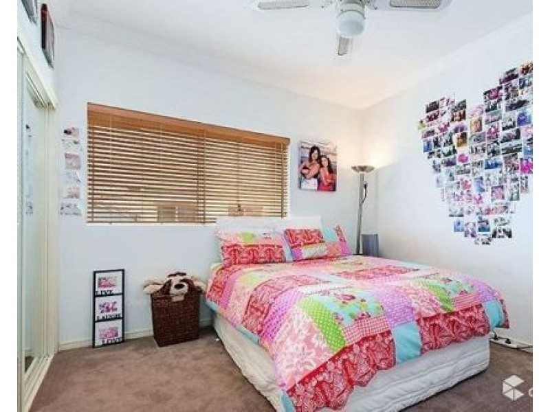 48 82-86 Limetree parade, Runaway Bay QLD 4216