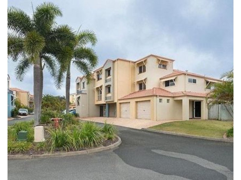 48 82-86 Limetree parade, Runaway Bay QLD 4216