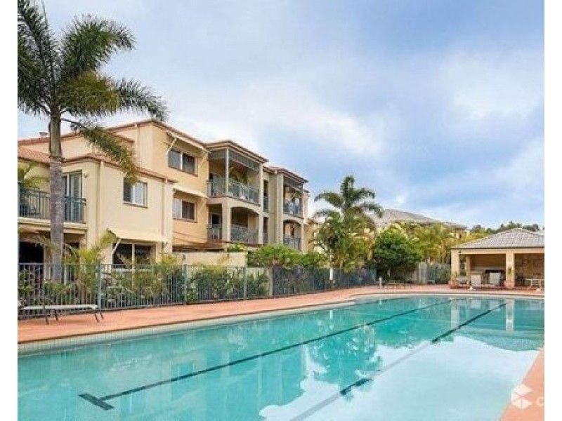 48 82-86 Limetree parade, Runaway Bay QLD 4216
