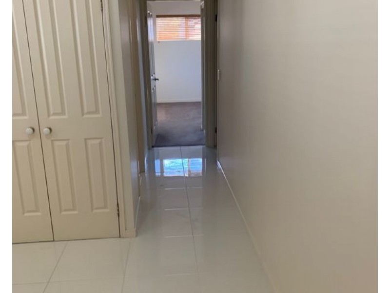 48 82-86 Limetree parade, Runaway Bay QLD 4216