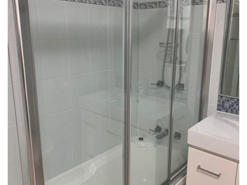 48 82-86 Limetree parade, Runaway Bay QLD 4216