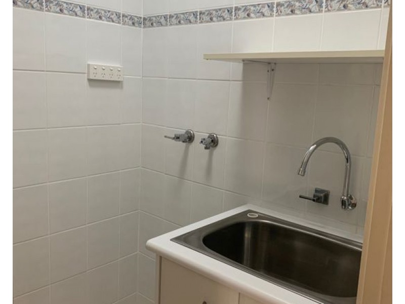 48 82-86 Limetree parade, Runaway Bay QLD 4216