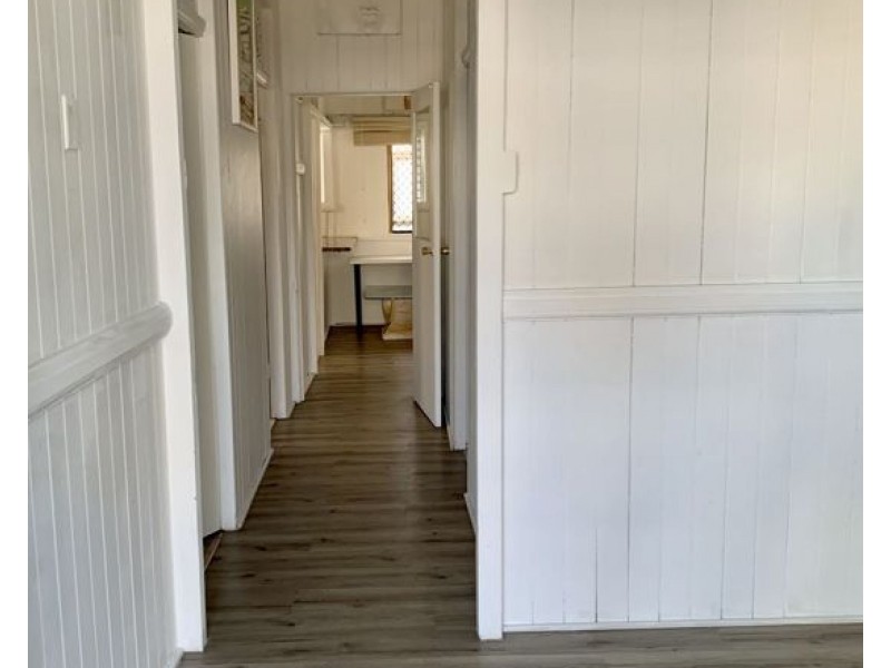 11 Railway St, Southport QLD 4215