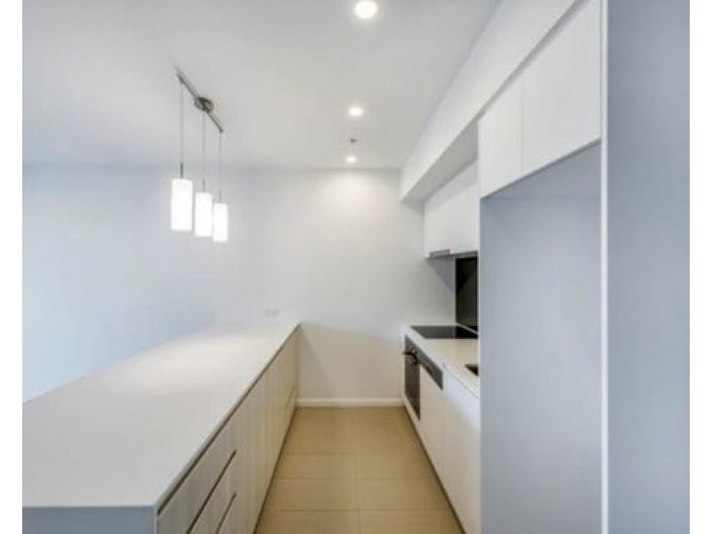 30306/300 Old Cleveland Road, Coorparoo QLD 4151