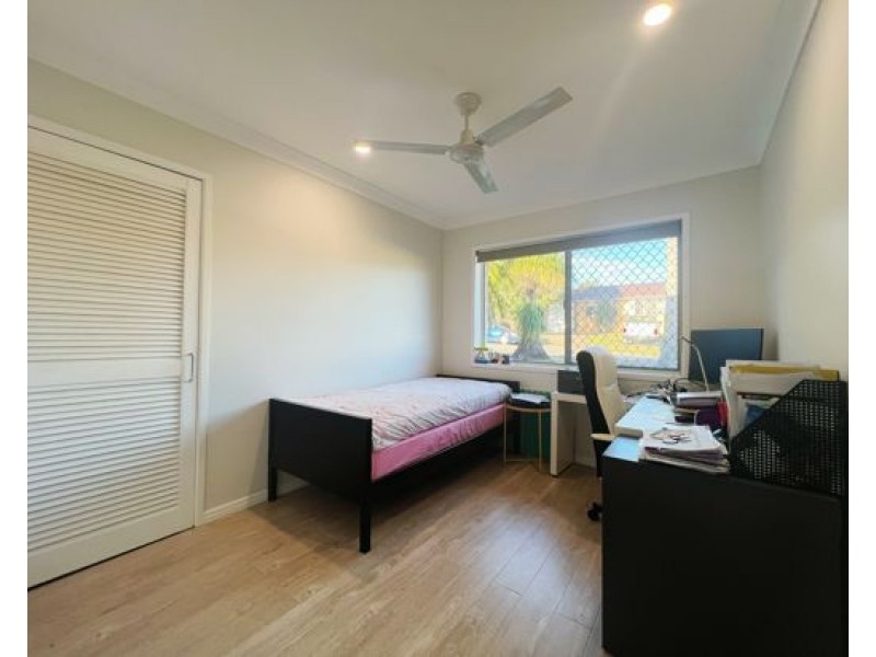 4 Rapanea Street, Algester QLD 4115