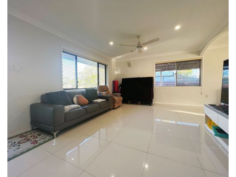 4 Rapanea Street, Algester QLD 4115