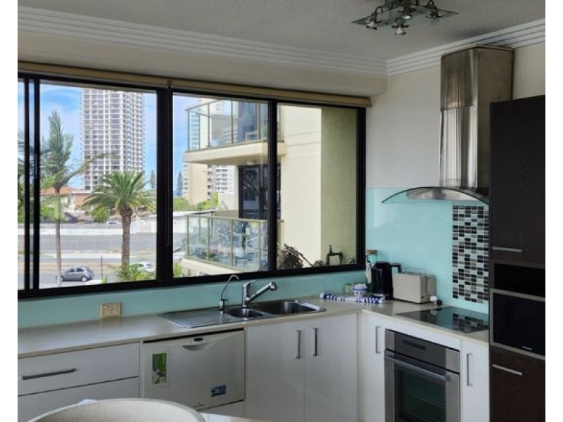 10 2890 Gold Coast Highway, Surfers Paradise QLD 4217