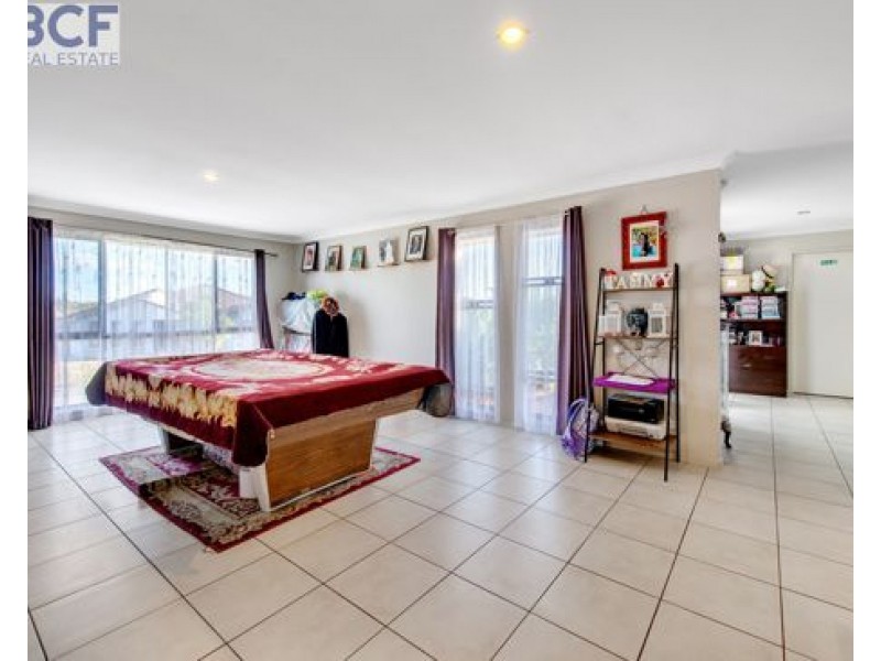 1 MURPHY CT, Redbank Plains QLD 4301