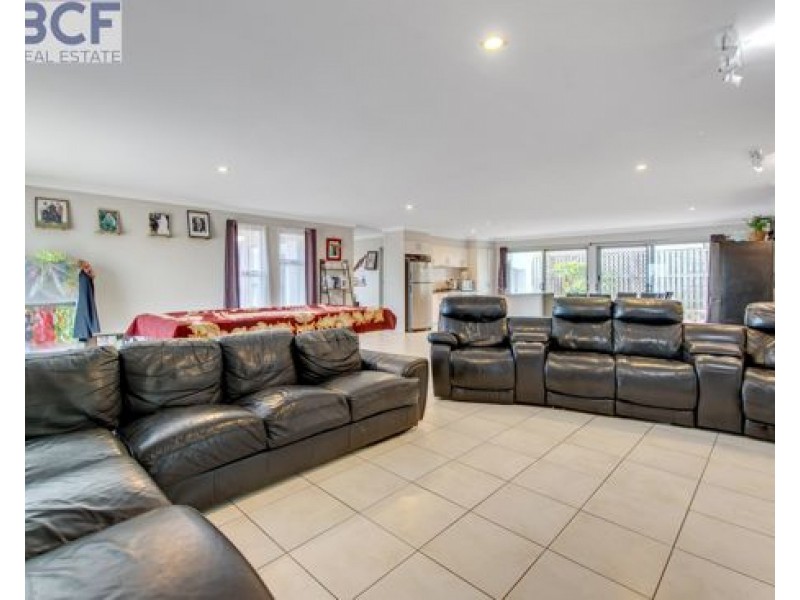 1 MURPHY CT, Redbank Plains QLD 4301