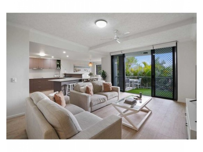 Unit 6 1 Acacia Court, Robina QLD 4226