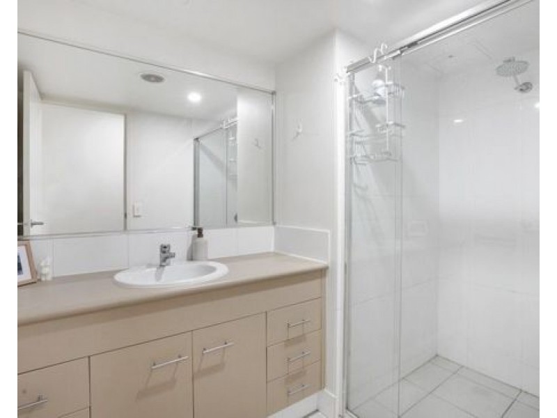 Unit 6 1 Acacia Court, Robina QLD 4226