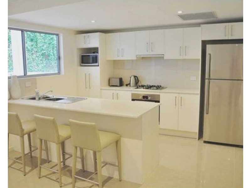 204/23 Robinson Place, Kelvin Grove QLD 4059